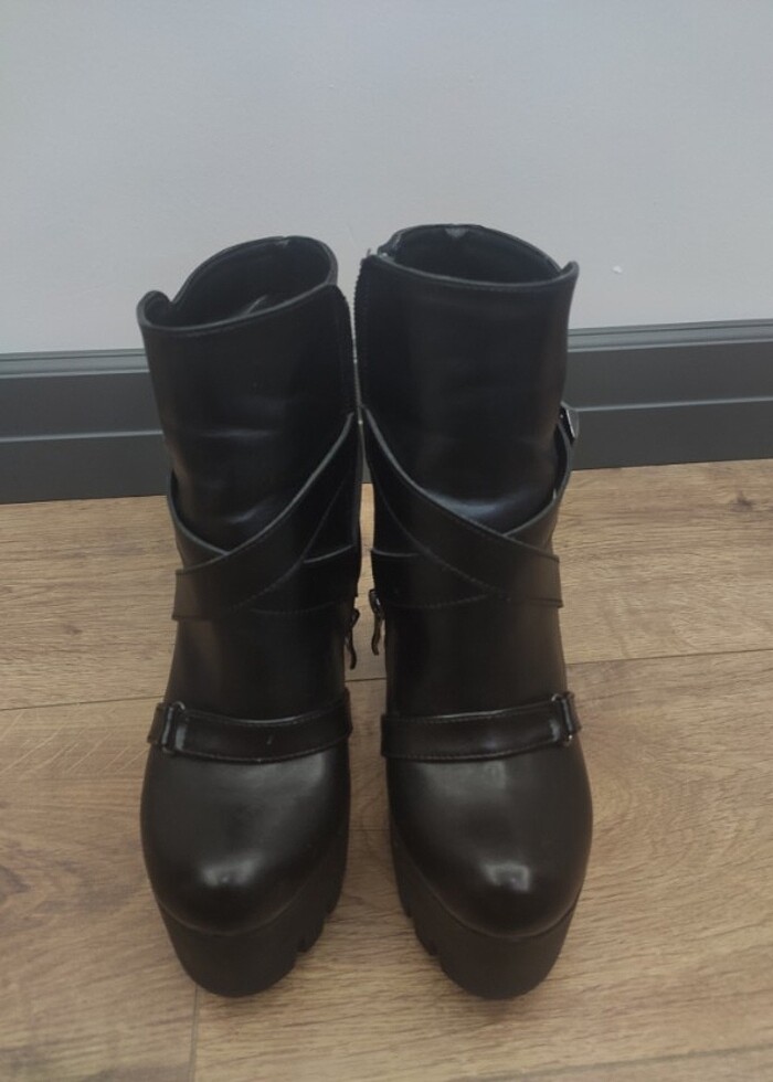 platform topuklu bot - Görsel 2