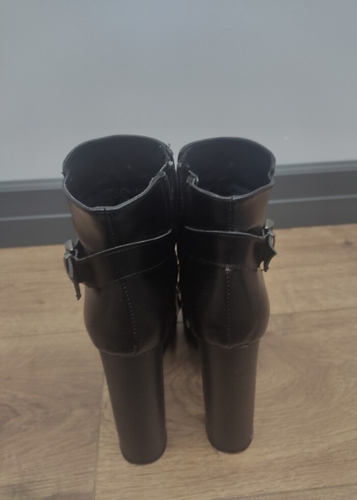 platform topuklu bot - Görsel 3