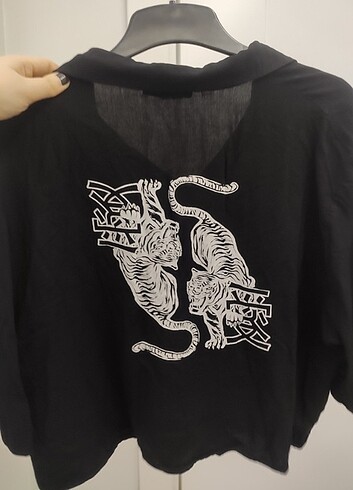 bershka asya desenli gömlek