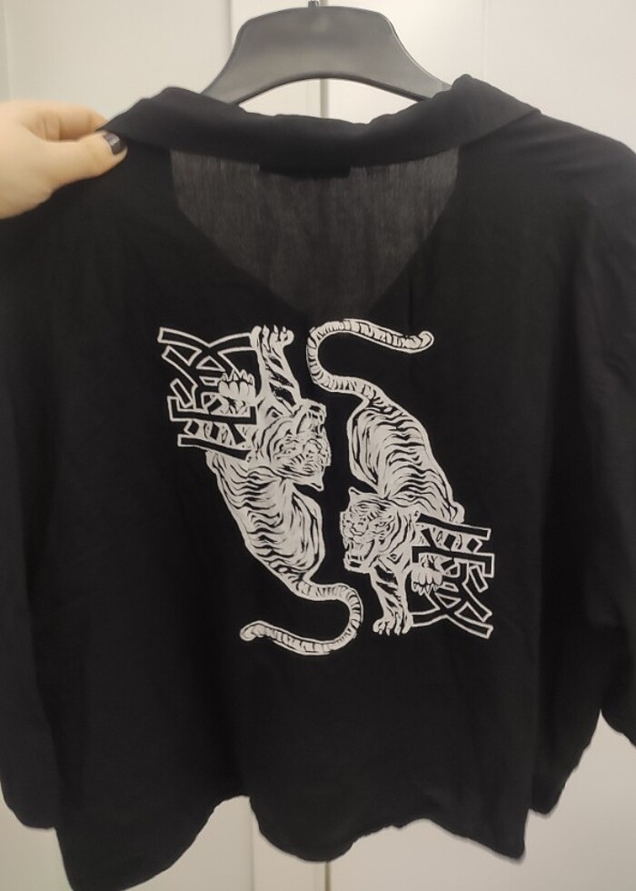 bershka asya desenli gömlek - Görsel 2