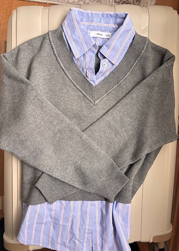 Gri V Yaka Gömlekli Kazak - Görsel 2