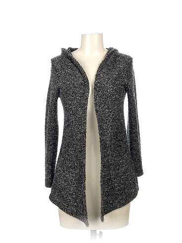 PreLoved Hırka %70 İndirimli.
