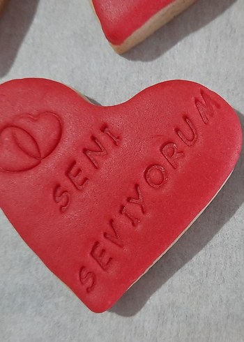 Kırmızı Kalp Şeklinde Hediyelikler - Görsel 4