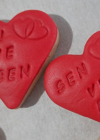 Kırmızı Kalp Şeklinde Hediyelikler - Görsel 3