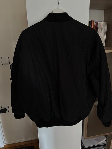 xs Beden siyah Renk Pull and bear bomber ceket