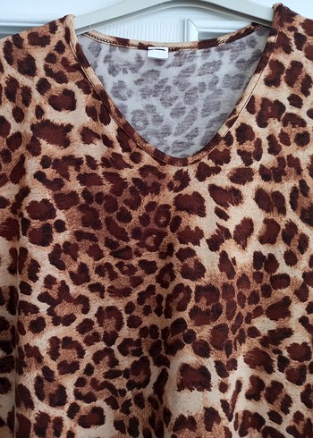 50 Beden kahverengi Renk Leopar Desenli V Yakalı Kadın Bluz