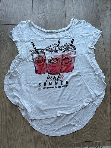 Bershka tişört
