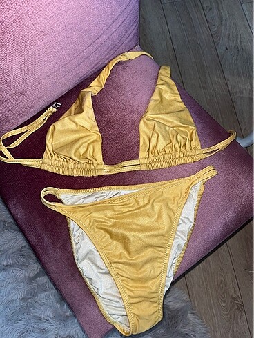 kom altin simli parlak bikini takımı