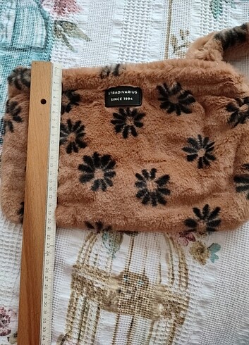Stradivarius çanta clutch peluş 