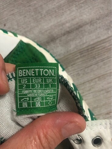 33 Beden yeşil Renk Benetton converse