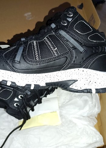 38 Beden siyah Renk Skechers Siyah Basketbol Ayakkabısı Velcro