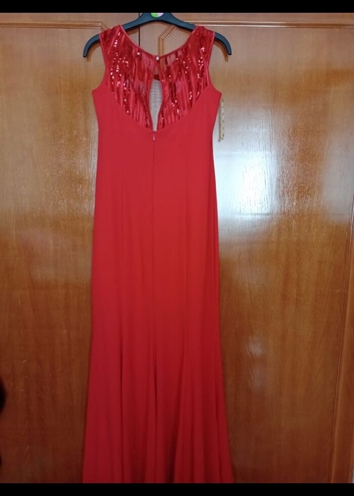 Kırmızı Abiye - Görsel 2