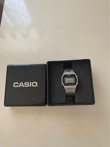Casio Casio retro saat