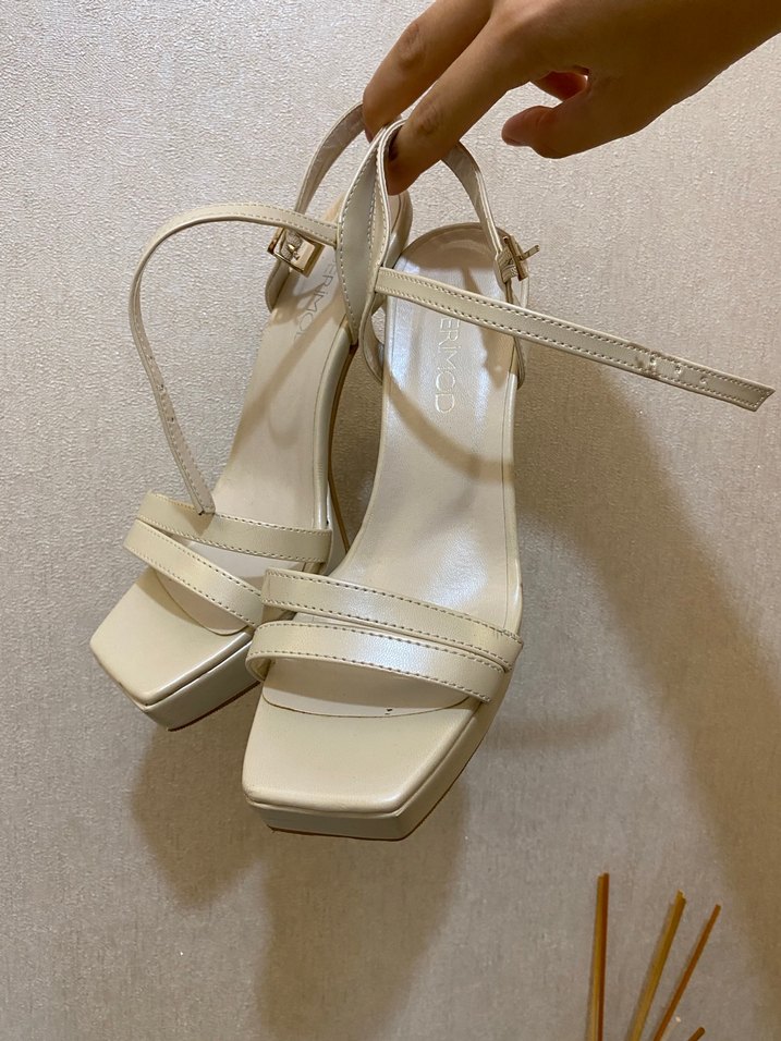 Krem Kadın Topuklu ayakkabı - Görsel 3