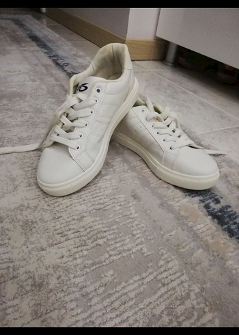 Beyaz Kadın Sneaker Spor Ayakkabı