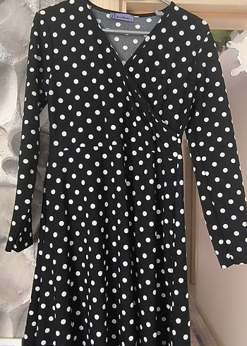 Uzun Kollu Siyah Puantiyeli Pamuk Elbise - Görsel 3