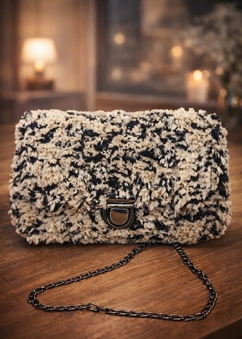 Kürk Detaylı Örgü Zebra Desenli Kadın Çanta - Görsel 2