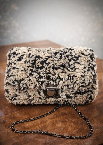 Kürk Detaylı Örgü Zebra Desenli Kadın Çanta - Görsel 5