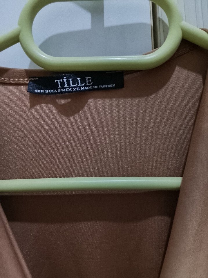 kahverengi ve siyah çok hoş bı gömlek - Görsel 2