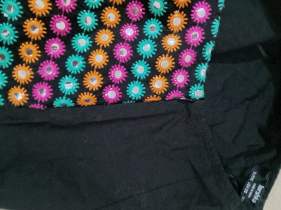 Boncuk Detaylı Renkli etek - Görsel 3