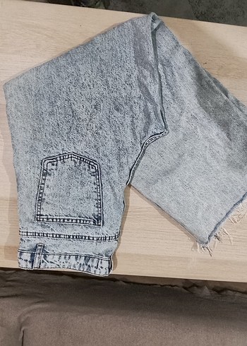 Gri Denim Püsküllü Rahat Kesim Kadın Jean - Görsel 3