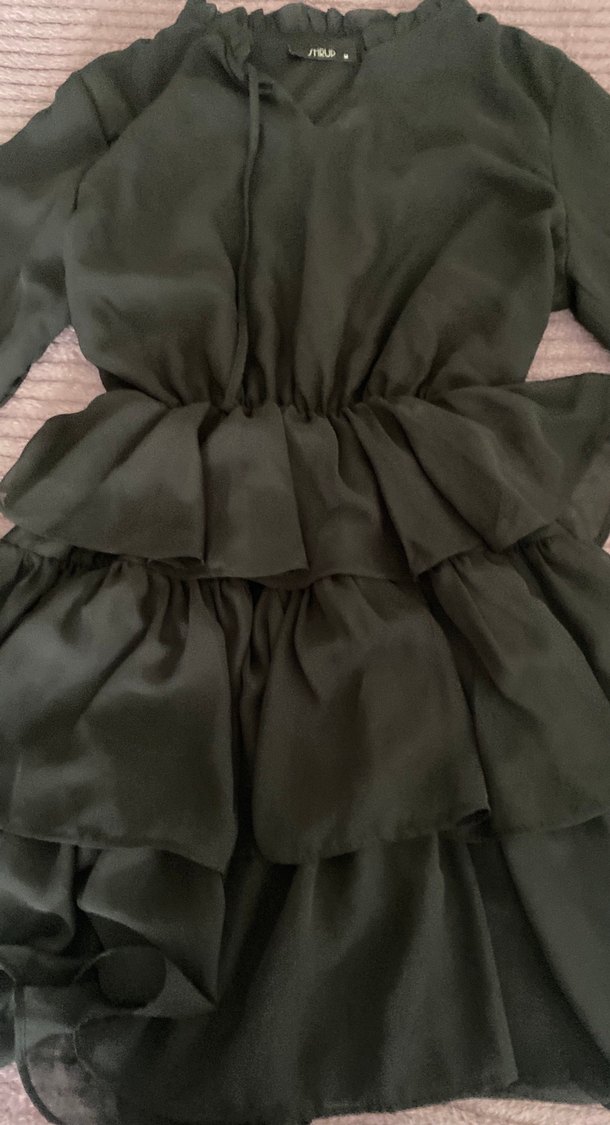 Siyah Fırfırlı Midi Uzun Kollu Elbise - Görsel 2