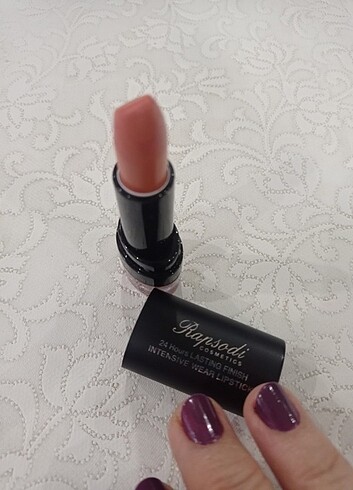 Rapsodi marka ruj Lipstick