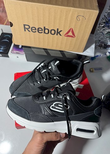 Skechers Skechers Siyah Kadın Spor Ayakkabı Velcro