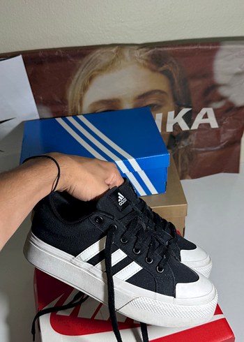 38,5 Beden Adidas Kadın Siyah Platform Spor Ayakkabı