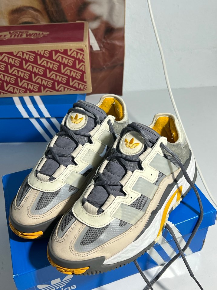 adidas Sarı-Gri Bağcıklı Erkek Spor Ayakkabı - Görsel 5