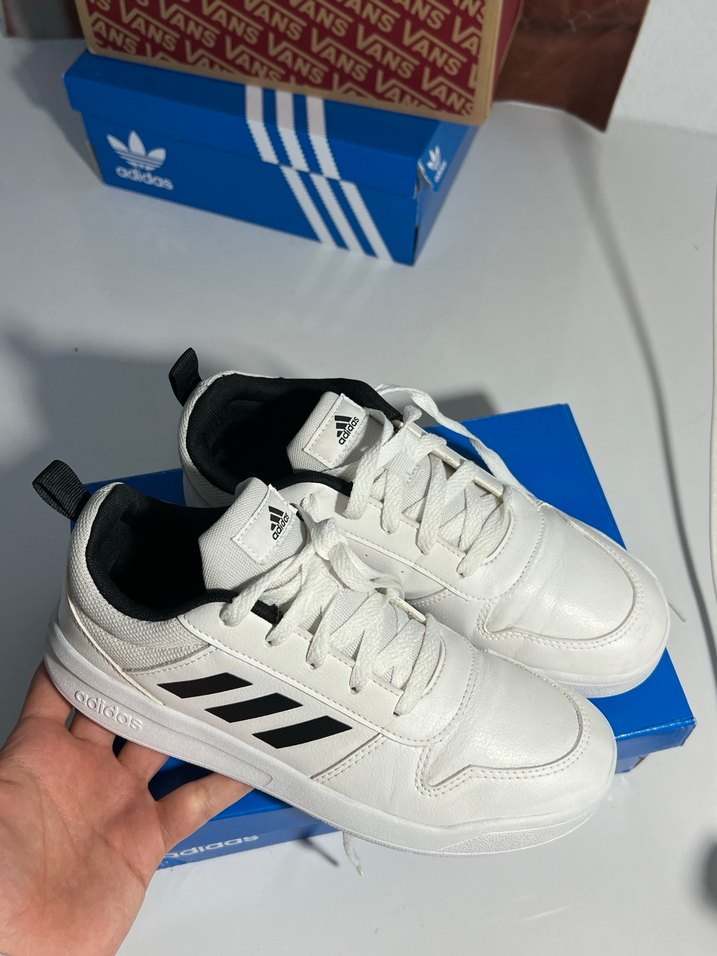 Beyaz Adidas Kadın Spor Ayakkabı - Görsel 5