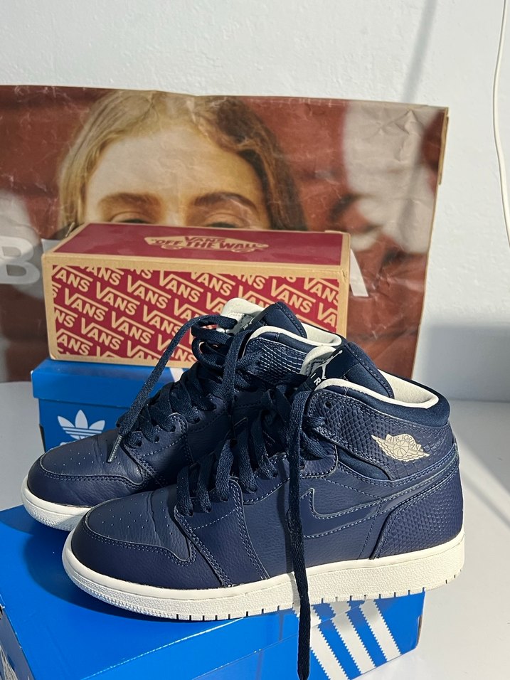 nike jordanLacivert Yılan Desenli Erkek Spor Ayakkabı - Görsel 2