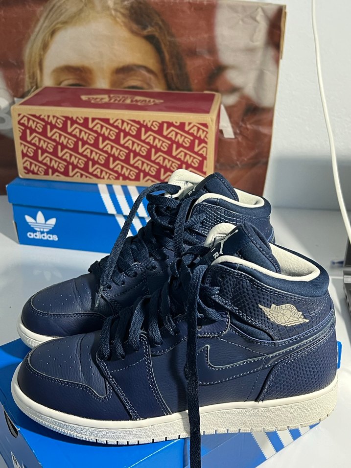 nike jordanLacivert Yılan Desenli Erkek Spor Ayakkabı - Görsel 5