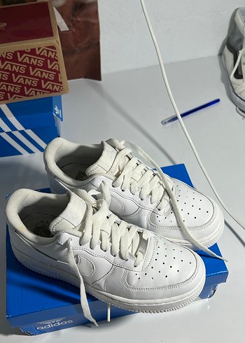 nike air force 1 Beyaz Bağcıklı Kadın Spor Ayakkabısı - Görsel 3