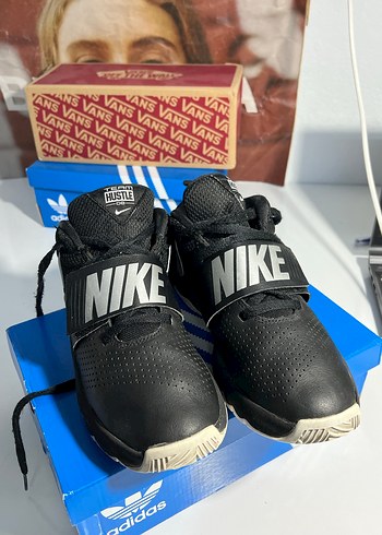 Erkek Çocuk Siyah Nike Spor Ayakkabı - Görsel 6