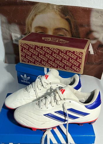 adidas copa Lacivert Detaylı Beyaz Erkek Futbol Ayakkabısı - Görsel 4