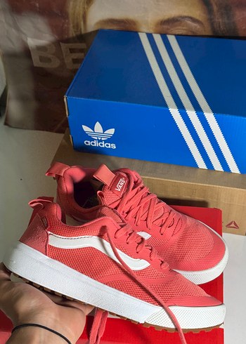 Vans Kadın Kırmızı Tie-Dye Spor Ayakkabı