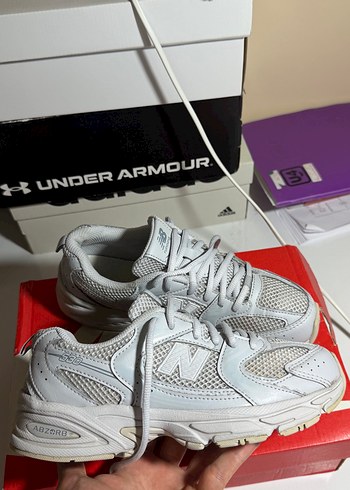 New Balance ürünü