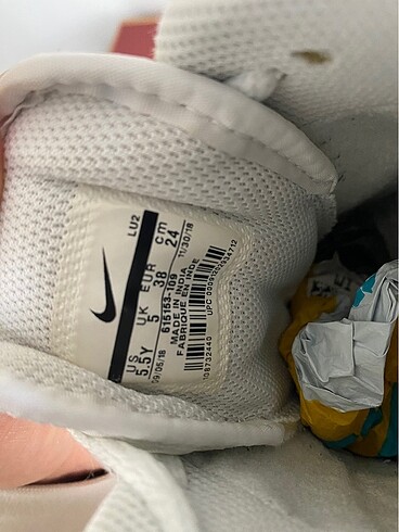 38 Beden beyaz Renk nike spor ayakkabı