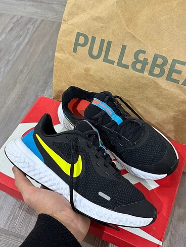 nike spor ayakkabı