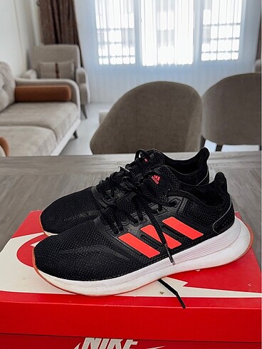 adidas spor ayakkabı