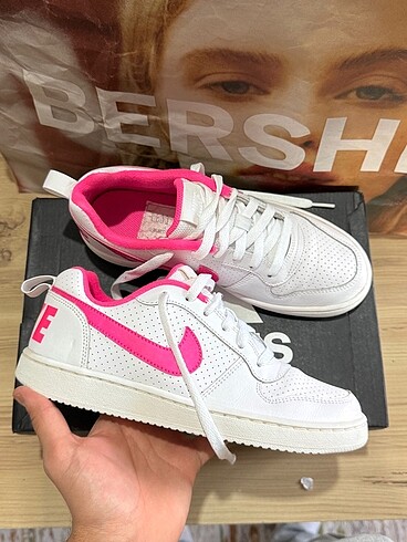 nike spor ayakkabı