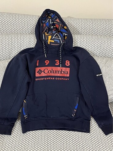Columbia sweatshirt