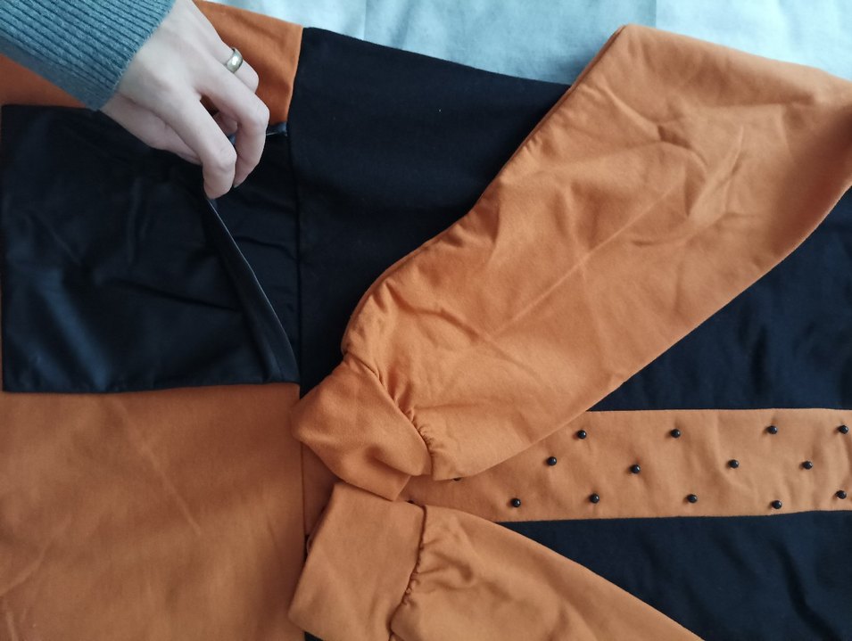 Düğmeli Kahverengi Kadın Bluz - Görsel 2