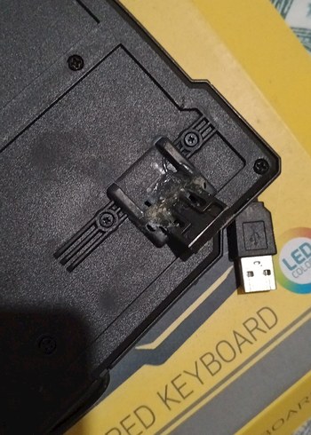 Kırmızı Ok Tuşlu Siyah Klavye - Görsel 3