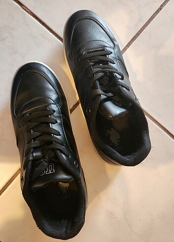 38 Beden siyah Renk Polo spor ayakkabı