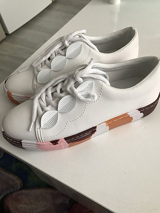 36 Beden beyaz Renk Zara spor ayakkabı