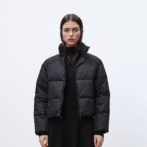 zara rüzgar ve suya dayanıklı şişme siyah mont