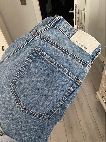 Stradivarius stradivarius jean D98 jean