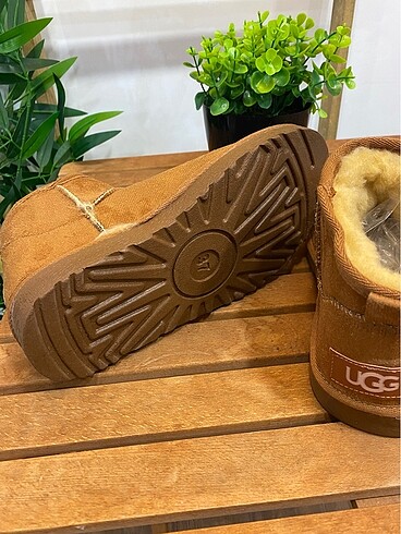 39 Beden camel Renk UGG Taba Bot